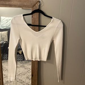 Cropped V-neck sweater